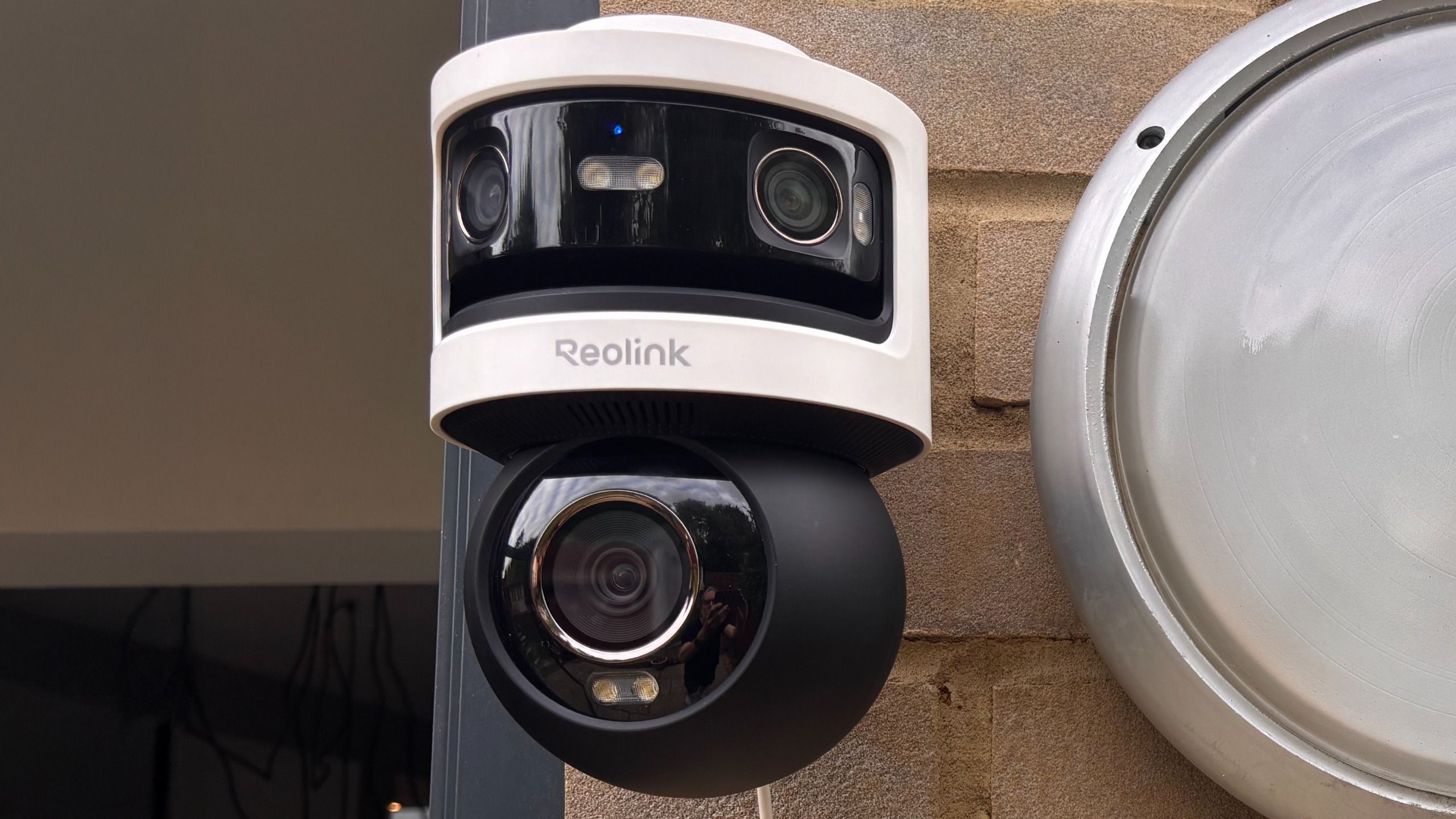Reolink OMVI 3i Combines Panoramic Monitoring and 4K Tracking in Outdoor Surveillance Upgrade