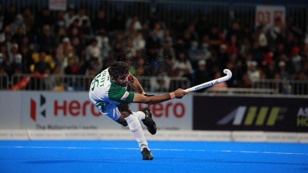 Pakistan Hockey Veteran Ammad Shakeel Butt Reaches 200 International Matches Milestone